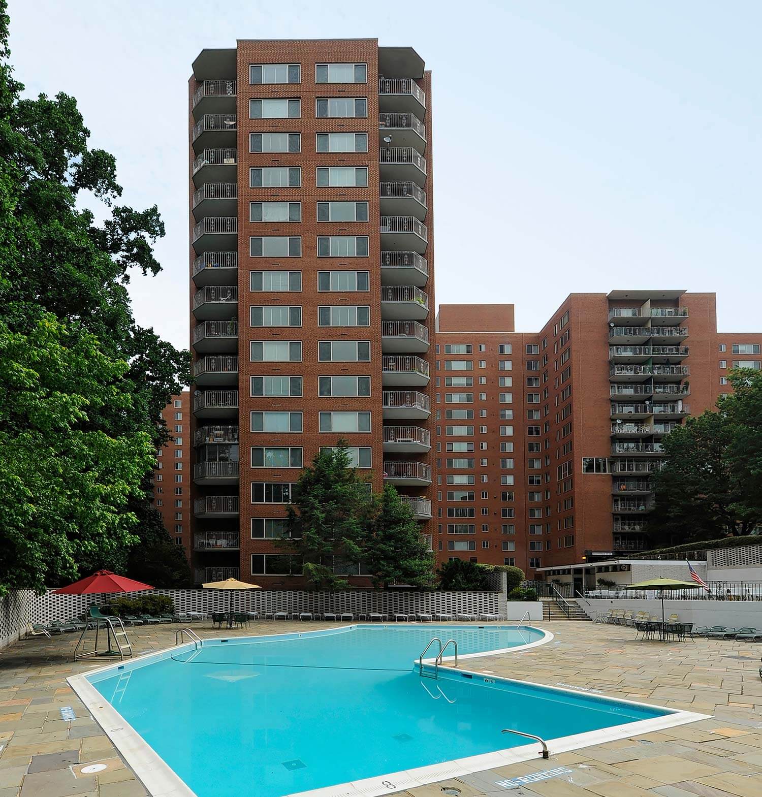 4000 Mass Ave Apartments pool